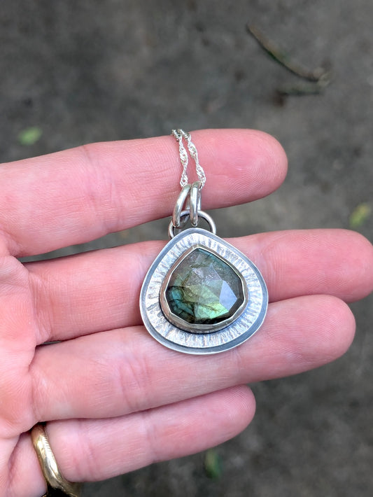 Labradorite Drop Pendant