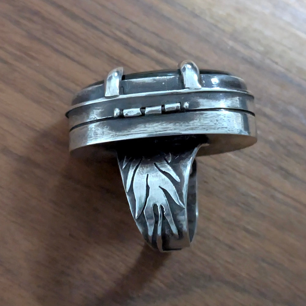Labradorite Poison Ring